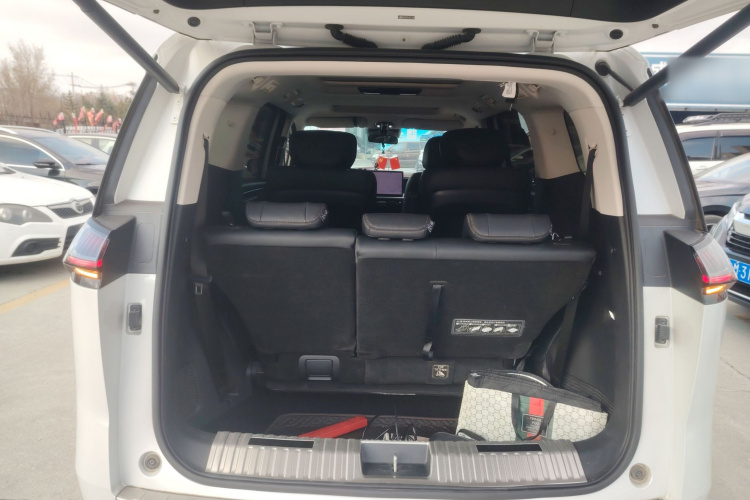 广汽传祺 传祺E8新能源 2024款 150km MAX局部细节23