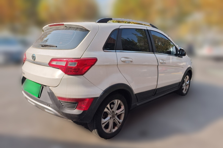 北汽新能源EX 2018款 EX360 新尚版车身外观6005