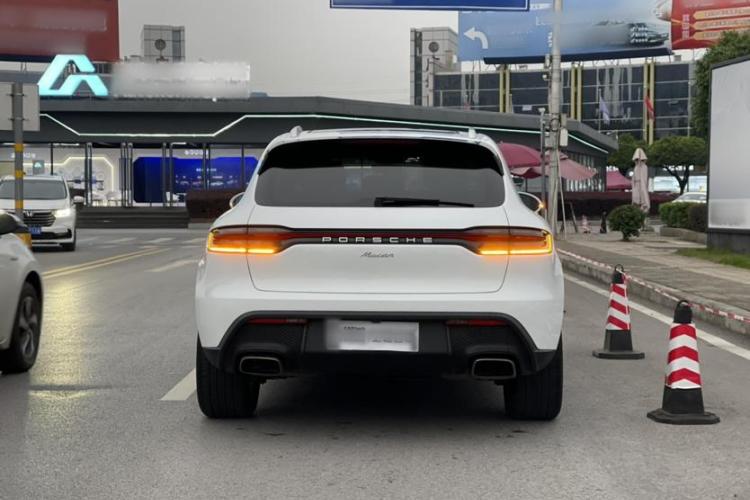 保时捷 2022款 Macan 2.0T车身外观6004