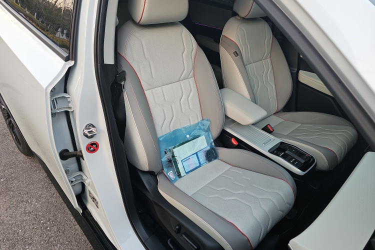 本田 猎光e:NS2 2024款 熠光版局部细节41