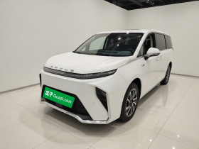 上汽大通MAXUS 大家9 2024款 超混 超长续航森林版 七座