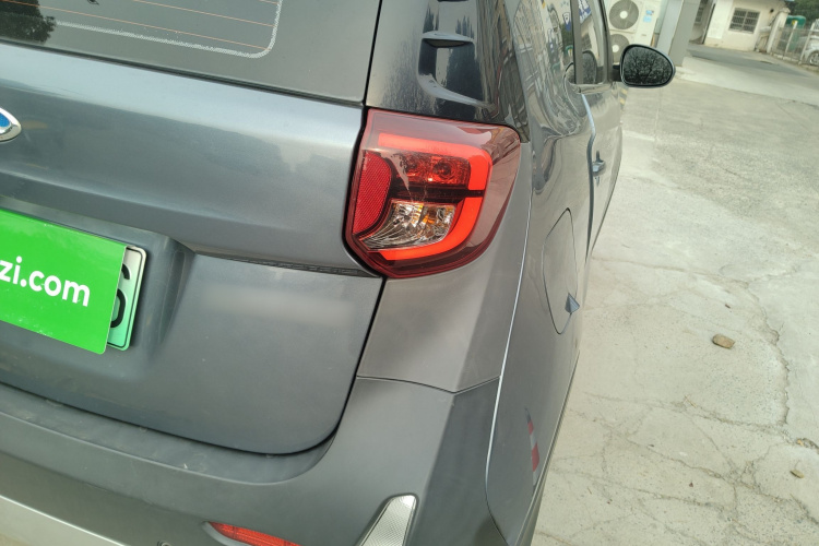 奇瑞 小蚂蚁 2019款 4座智享版 30.6kWh车身外观9