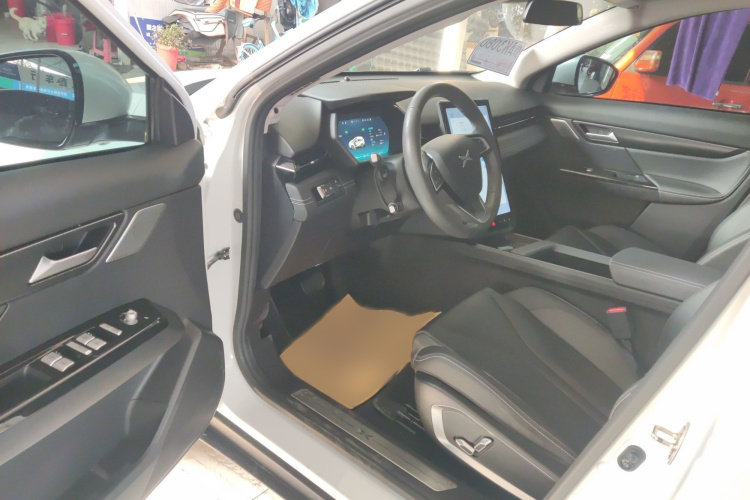 小鹏G3 2022款 G3i 460N中控内饰7003