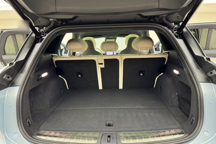 蔚来ES6 2023款 75kWh机舱底盘23