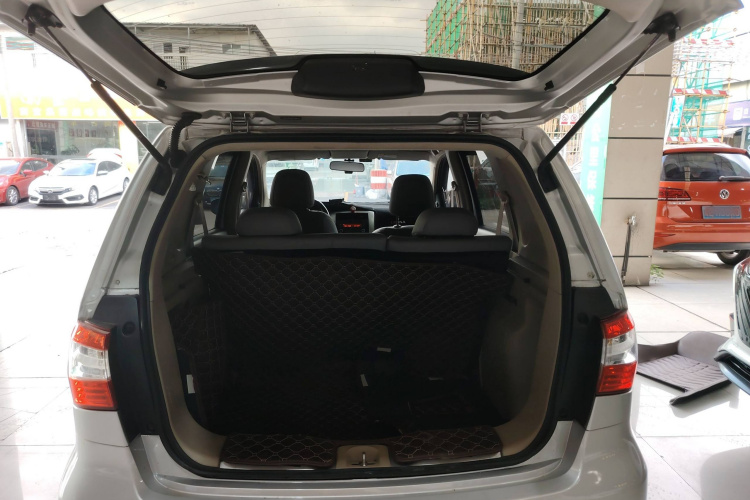 日产 骊威 2015款 1.6XE CVT舒适版局部细节23