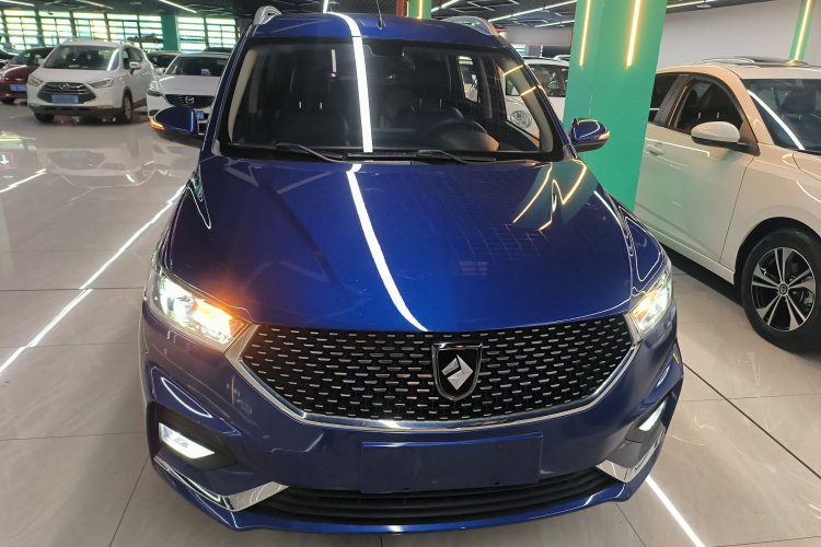 宝骏360 2019款 1.5L CVT精英型 国VI车身外观2