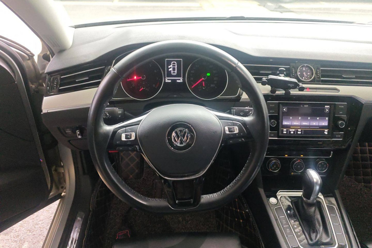 大众 迈腾 2018款 330TSI DSG 领先型局部细节13