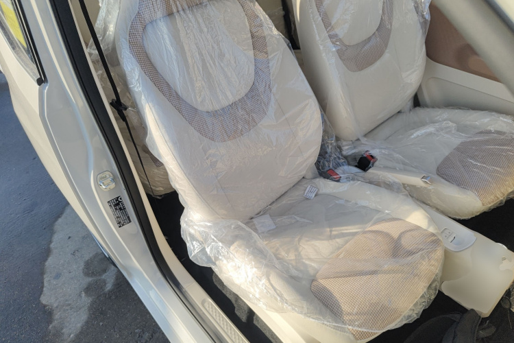 五菱汽车 宏光MINIEV 2024款 第三代 215km 青春版局部细节41