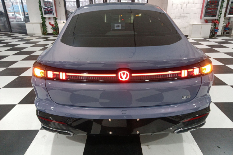 长安 逸动 2026款 第四代 1.5T 500Bar 悦享型车身外观6