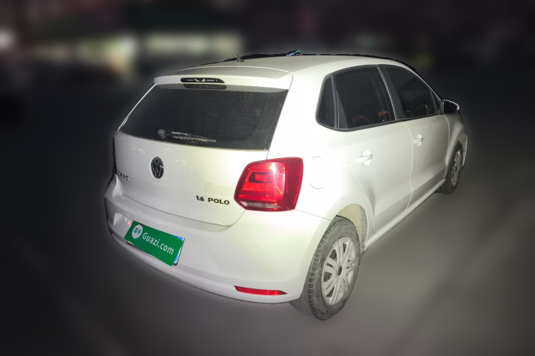 大众 Polo 2014款 1.4L 手动风尚版车身外观7