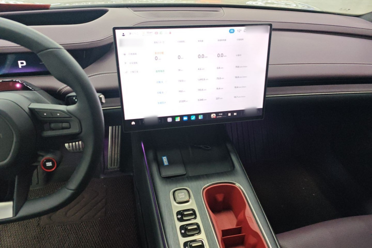 小米汽车 小米SU7 2024款 四驱超长续航高阶智驾Max版中控内饰7002