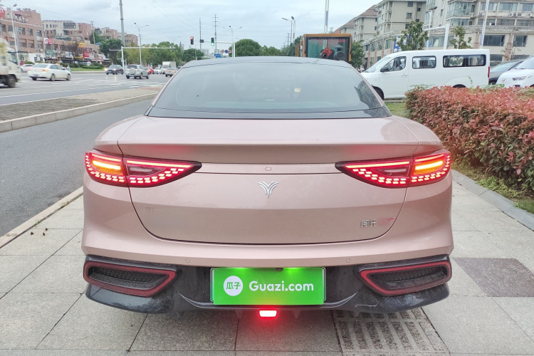 哪吒汽车 哪吒GT 2023款 560车身外观6