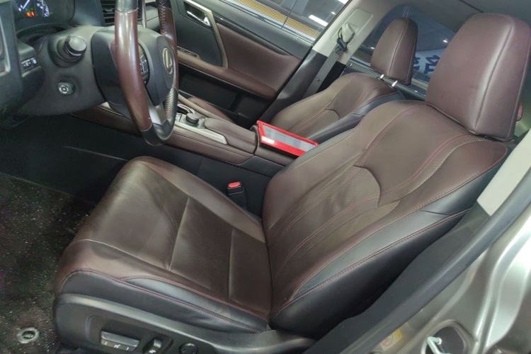 雷克萨斯RX 2016款 300 四驱典雅版 国V局部细节19