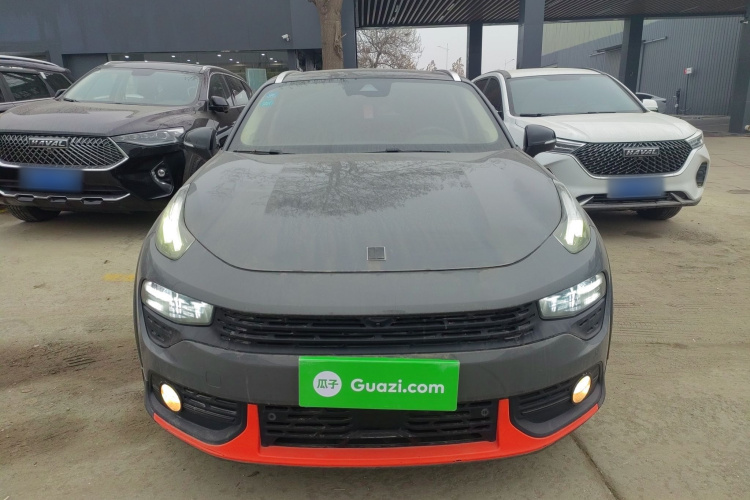 领克02 2020款 1.5T DCT两驱耀Pro版车身外观2