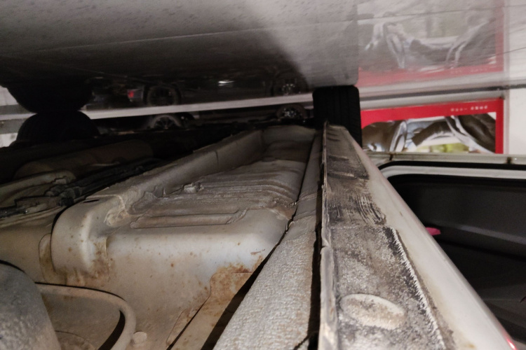 长安 逸动 2016款 XT 1.6L 自动俊酷型局部细节9002