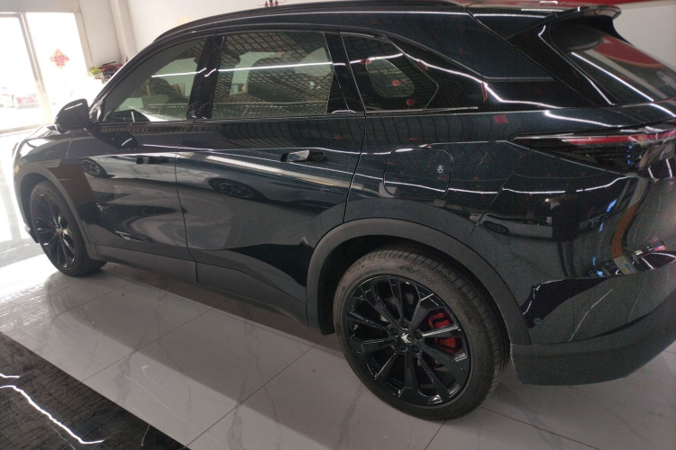 ARCFOX极狐 极狐 阿尔法T5(ARCFOX αT5) 2025款 630 神行版车身外观4