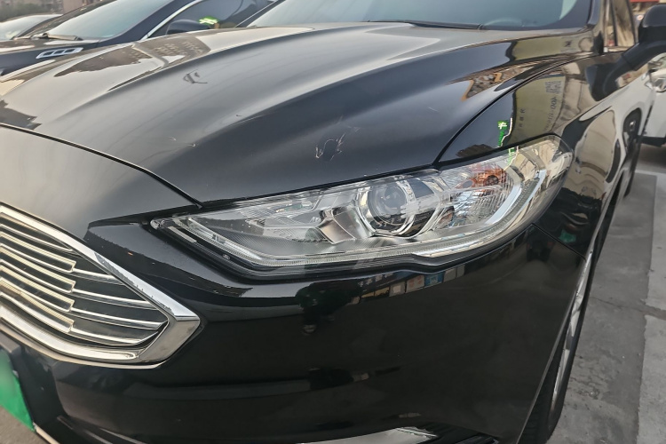 福特 蒙迪欧 2017款 EcoBoost 180 时尚型局部细节36