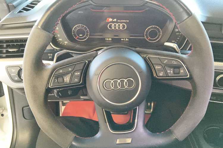 奥迪A4L 2017款 40 TFSI 时尚型局部细节13