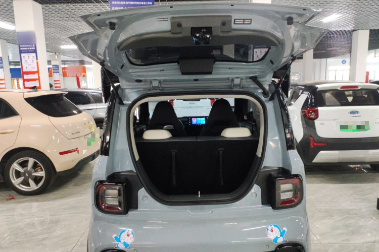 吉利银河 2024款 200km 熊猫卡丁机舱底盘23