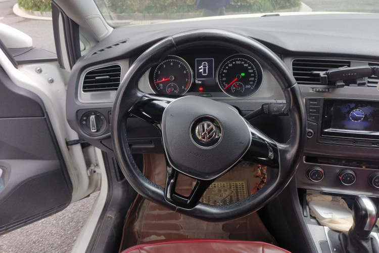 大众 高尔夫 2016款 1.6L 自动舒适型中控内饰13