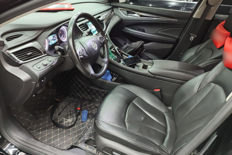 别克 君越 2018款 20T 精英型中控内饰20