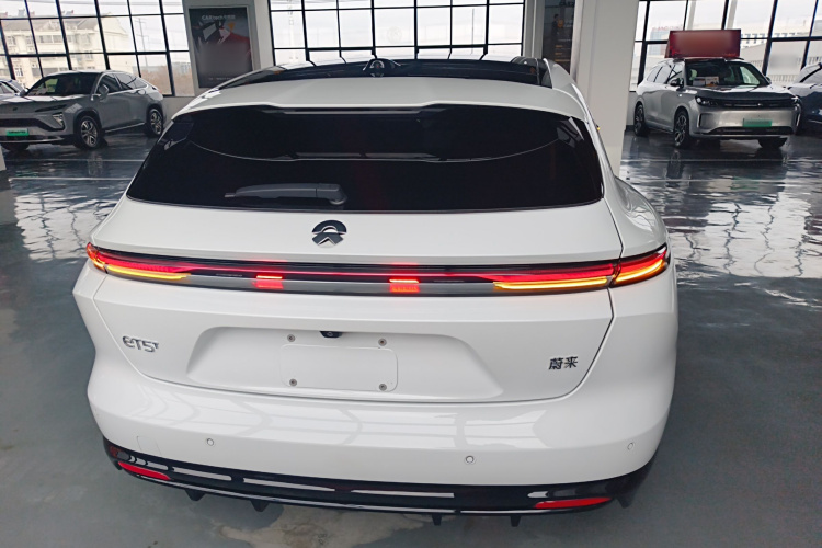 蔚来ET5T 2025款 75kWh Touring车身外观6