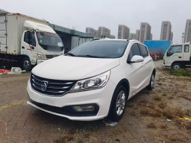 宝骏310 2016款 1.2L 手动豪华型