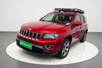 Jeep 指南者(进口) 2014款 2.4L 四驱运动版