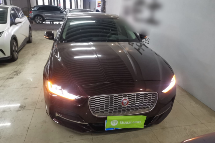 捷豹XEL 2020款 2.0T 250PS SE科技优雅版车身外观2