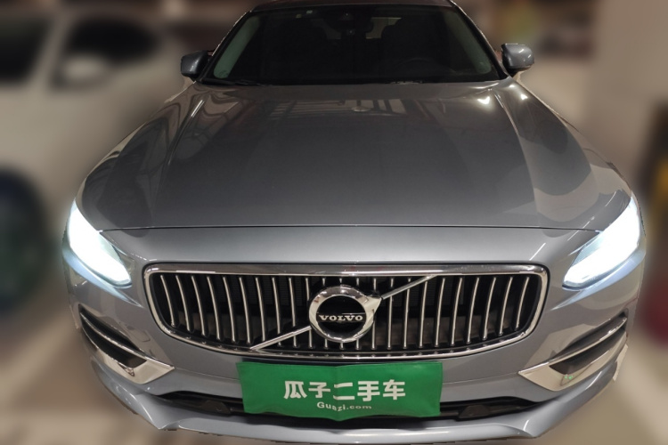 沃尔沃S90 2020款 改款 T5 智逸豪华版车身外观2
