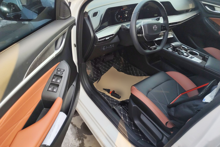 长安 逸动 2024款 PLUS 蓝鲸NE 1.4T GDI DCT高能版中控内饰20