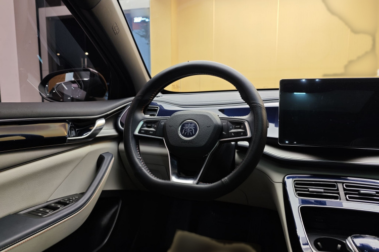 比亚迪 秦PLUS 2021款 DM-i 55KM 旗舰型局部细节13