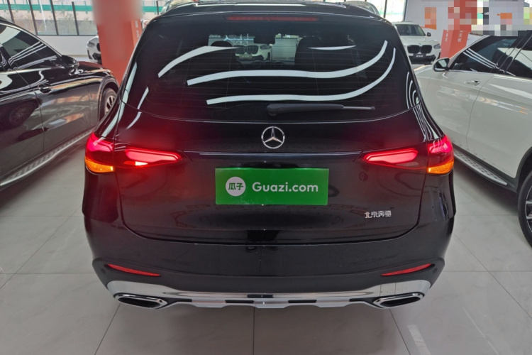 奔驰GLC 2023款 改款 GLC 300 L 4MATIC 动感型 5座车身外观6