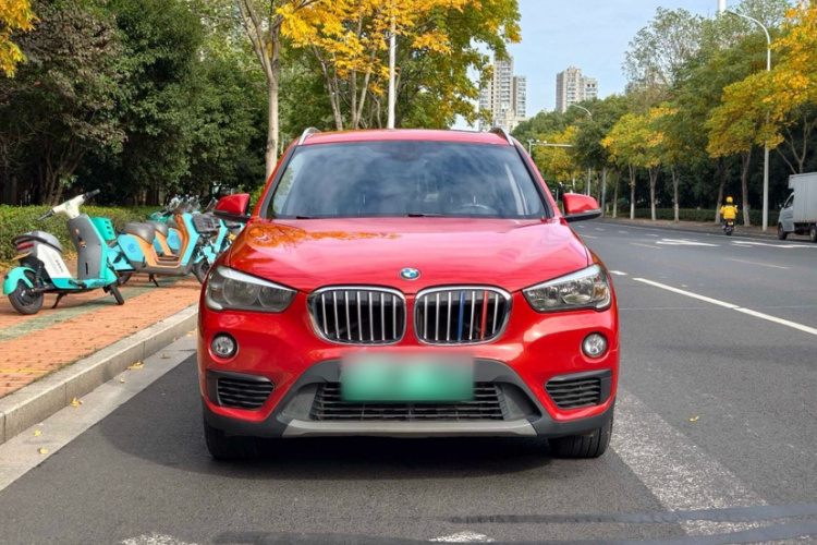 宝马X1 2016款 sDrive18Li 时尚型车身外观6005