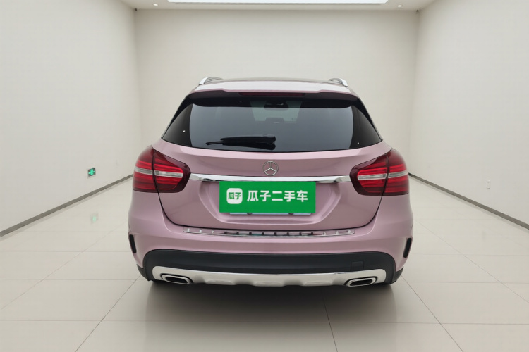 奔驰GLA 2019款 GLA 200 时尚型车身外观6