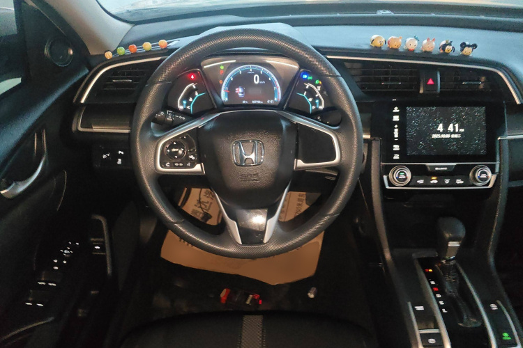 本田 思域 2019款 220TURBO CVT劲动版 国VI局部细节13