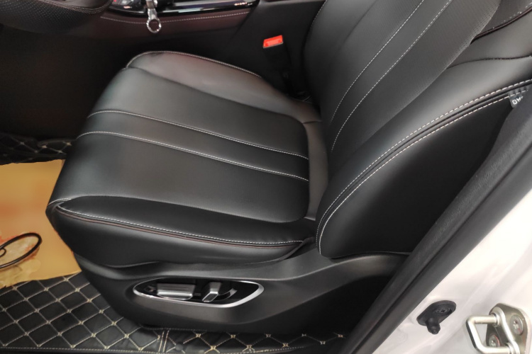 广汽传祺 传祺M6 2023款 PRO 270T DCT豪华版中控内饰19