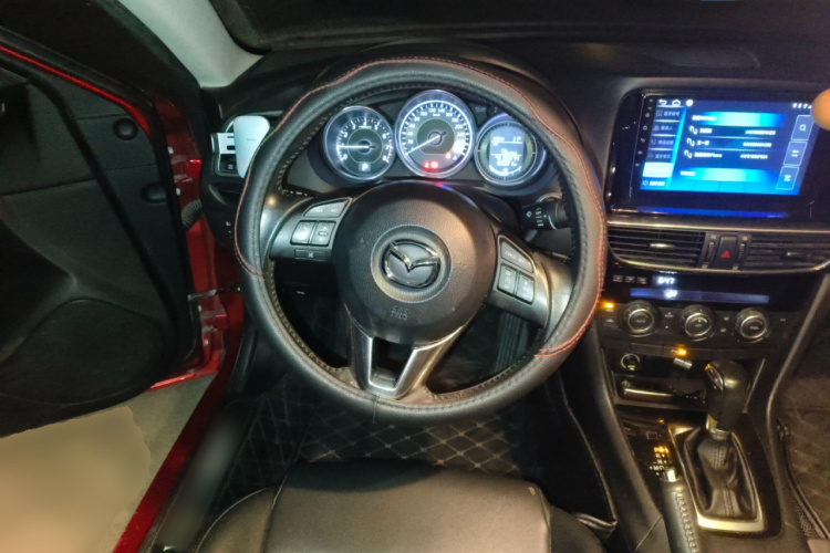 马自达 阿特兹 2015款 2.0L 蓝天时尚版中控内饰13