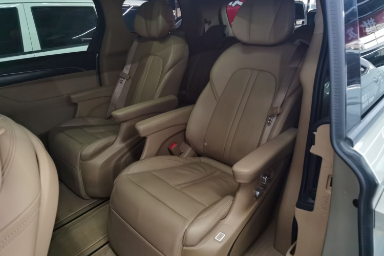 别克GL8 2020款 ES陆尊 653T 旗舰型中控内饰7004