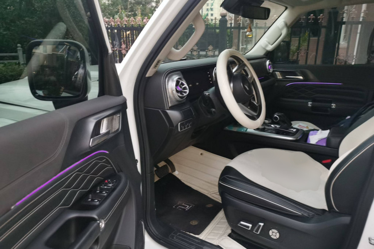 坦克300 2023款 城市版 2.0T 很有型中控内饰7003