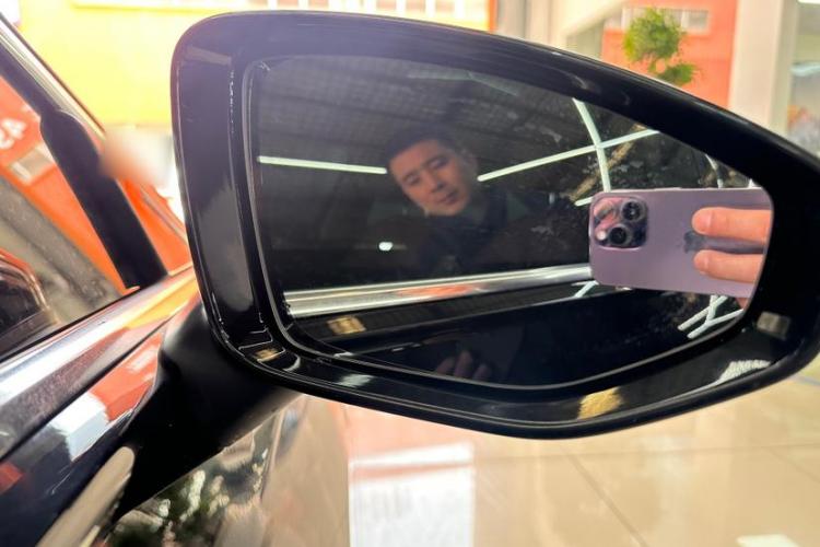 奥迪A6L 2019款 45 TFSI 臻选致雅型车身外观6006