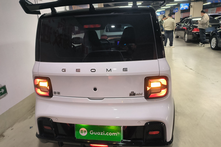 吉利银河 2025款 210km 熊猫卡丁车身外观6