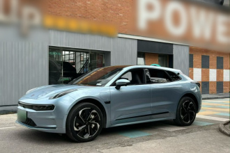 极氪001 2021款 超长续航双电机 YOU版