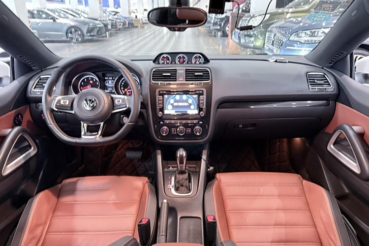 大众 尚酷 2015款 2.0TSI 豪华版中控内饰7011