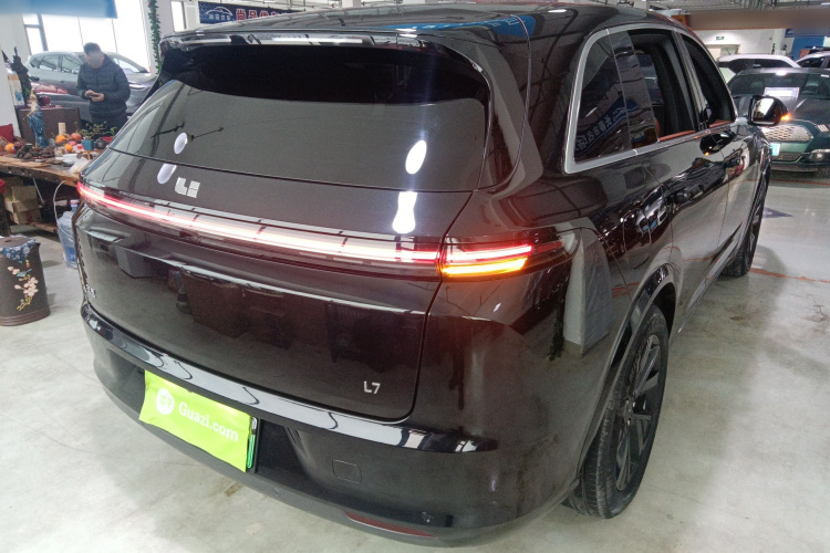 理想汽车 理想L7 2023款 Max车身外观7