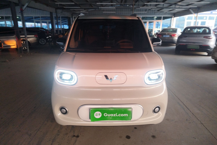 五菱汽车 宏光MINIEV 2024款 第三代 215km 青春版车身外观2