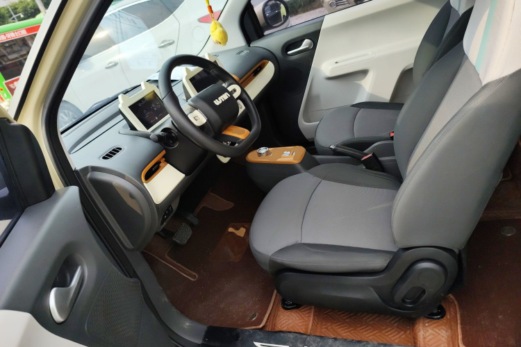 长安启源 长安Lumin 2023款 205km 香沁款中控内饰19