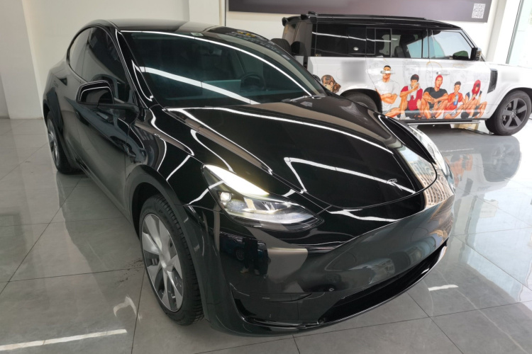 特斯拉 Model Y 2022款 改款 后轮驱动版车身外观3