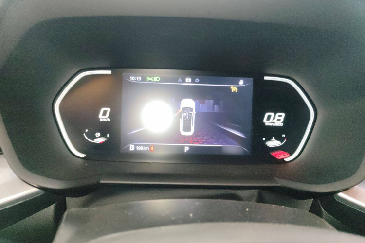 名爵 MG5 2022款 180DVVT CVT青春豪华版局部细节14