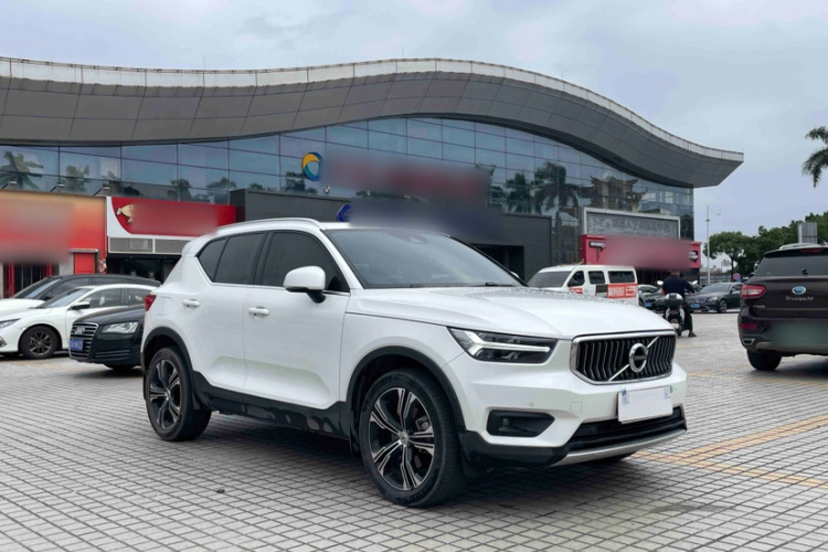 沃尔沃XC40 2021款 T4 四驱智远豪华版车身外观6005
